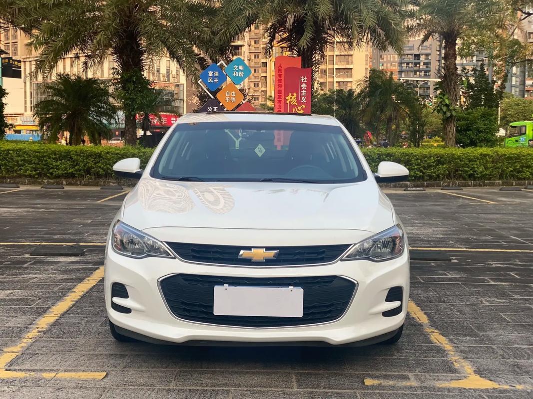 雪佛兰科沃兹18款／雪佛兰科沃兹18款车尺寸