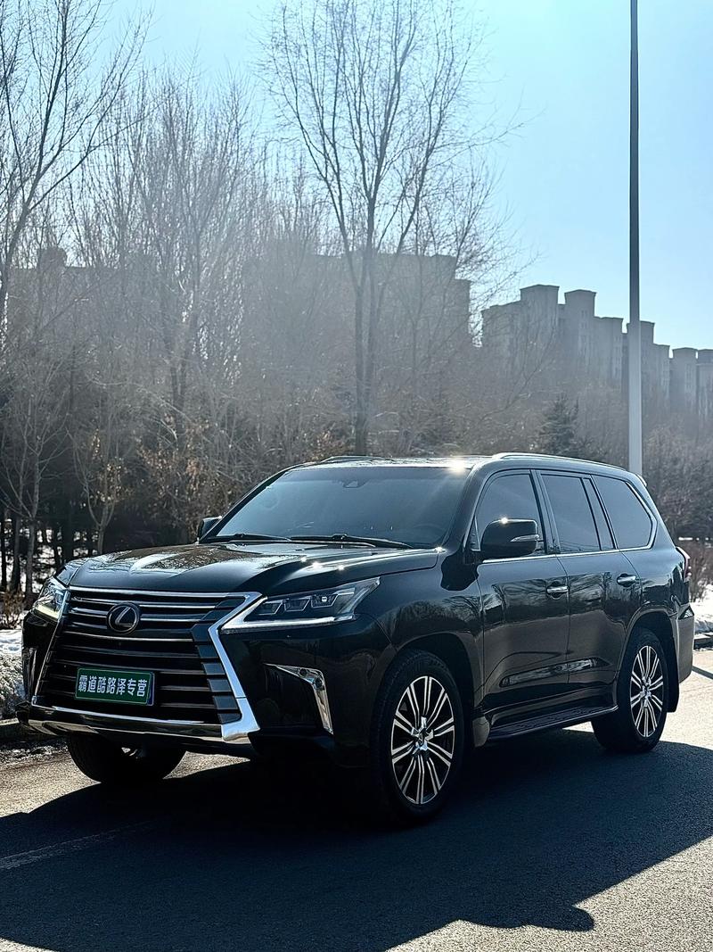 雷克萨斯lx570价格及图片／雷克萨斯lx570价格及图片报价