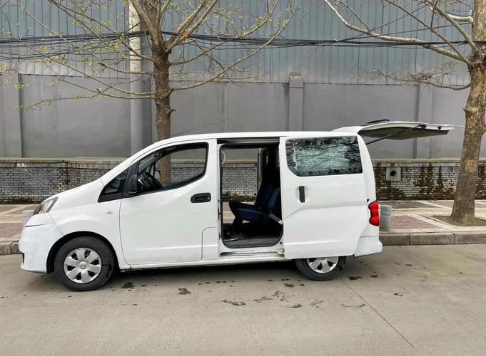 尼桑nv200值不值得购买(2021款尼桑nv200)