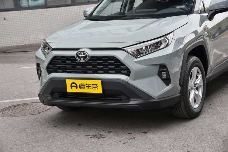 【丰田ra4最新价格及图片,丰田r a v四报价】